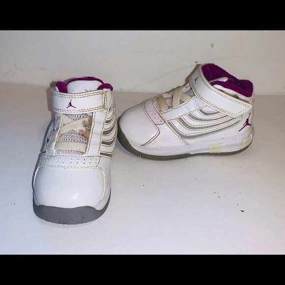 Girls Nike Jordan shoes size 6c - Picture 1 of 6